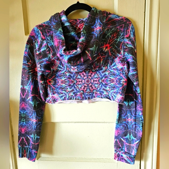 BNWOT psychedelic cropped colorful hippie raver hoodie - Picture 8 of 11